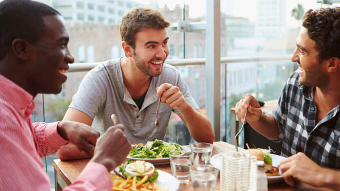 NUTRIÇÃO EM RESTAURANTES COMERCIAIS