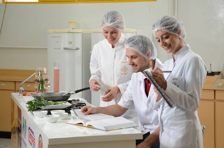 atuação da nutricionista na merenda escolar