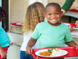 Leis-que-tornam-a-merenda-escolar-saudável-nutrimix