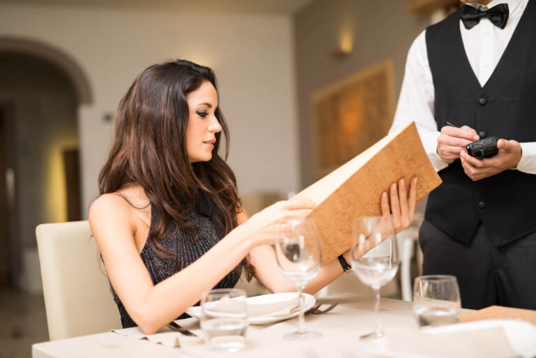 RESTAURANTE PODE COBRAR TAXA DE DESPERDÍCIO